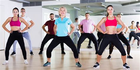 5 Amazing Benefits of Zumba For Weight Loss & Fat Burn!.
